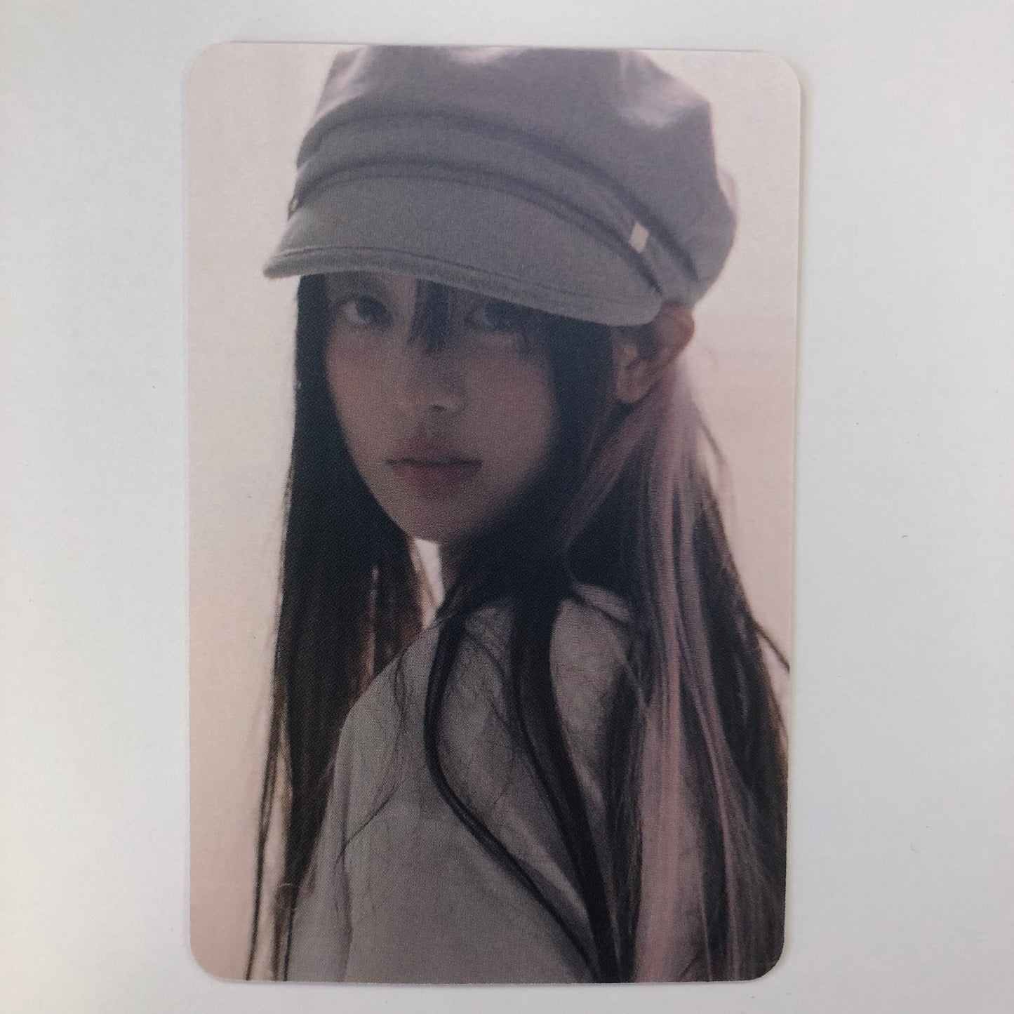 ILLIT - BOMB Apple Music Photocards