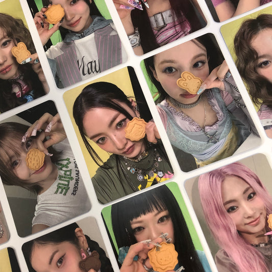TWICE - This is For Soundwave Photocards