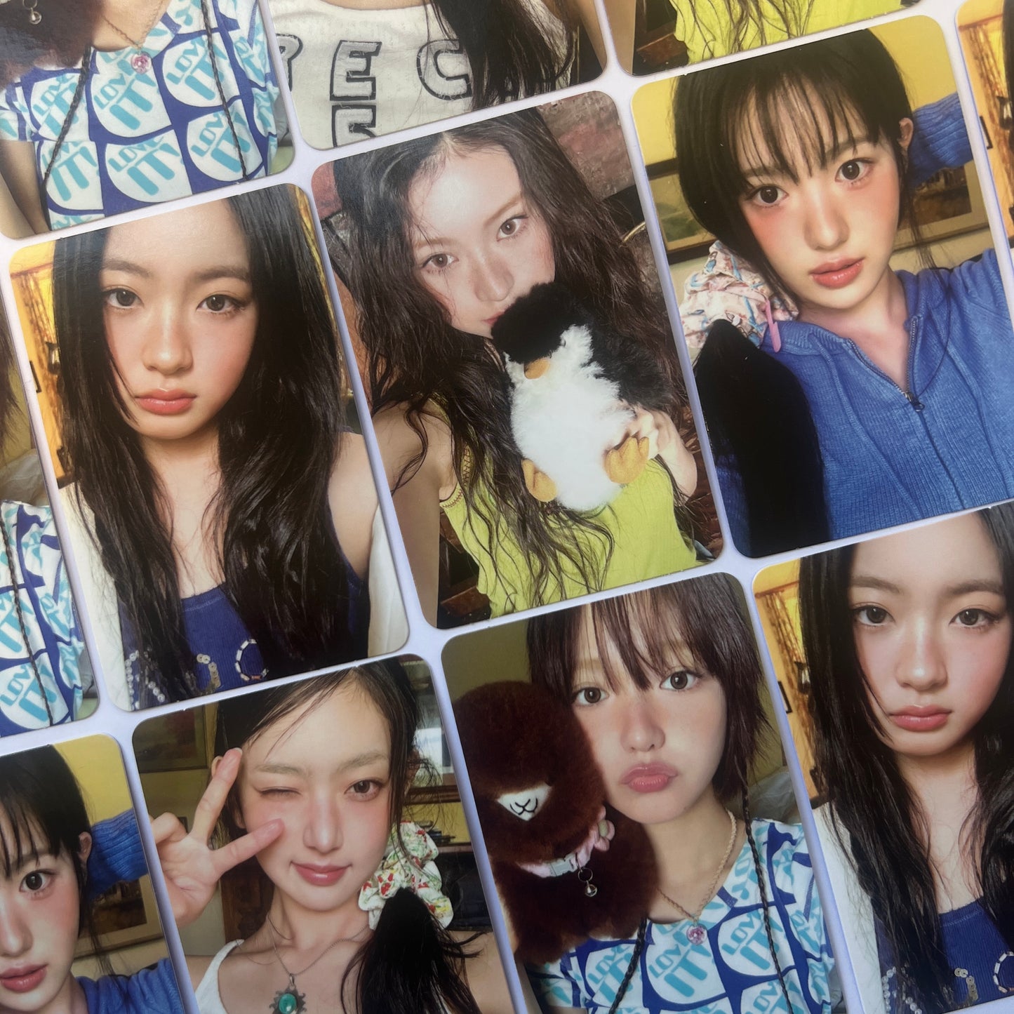 KiiiKiii - UNCUT GEM Starship Square Photocards