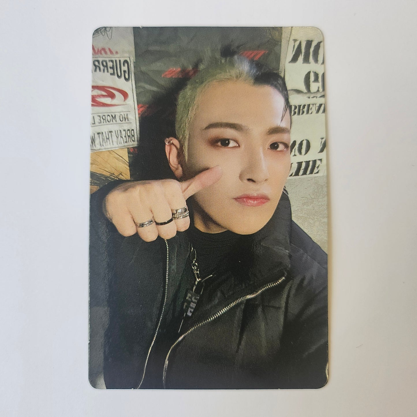 ATEEZ - Official Album Photocards (Hongjoong)