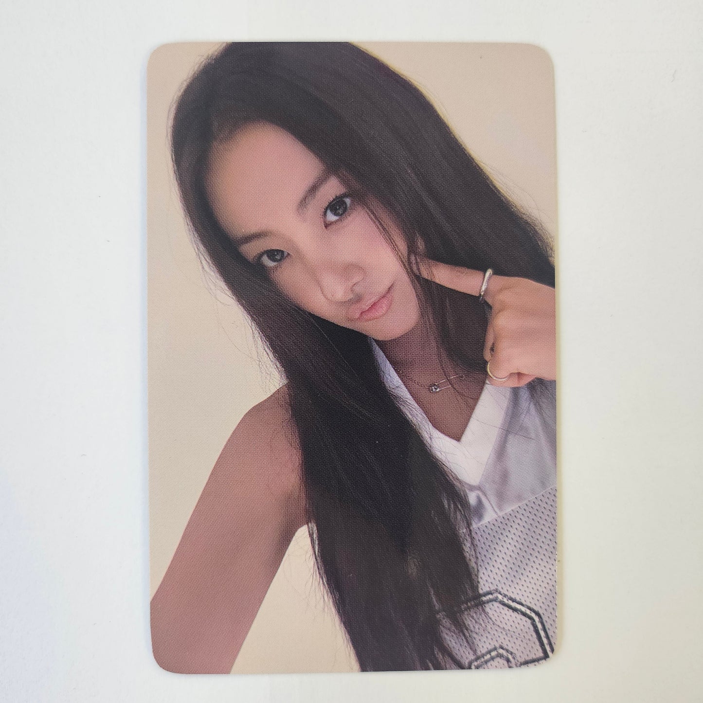 MEOVV - Official Lightstick FansLike Photocards