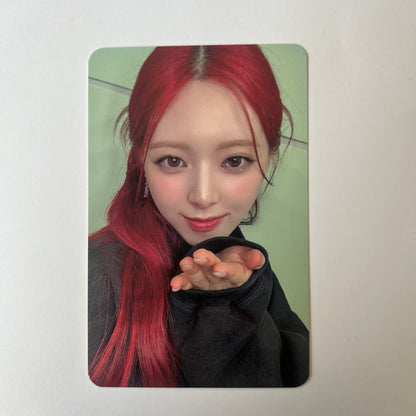 ITZY- Official Pre-order/Lucky Draw Photocards