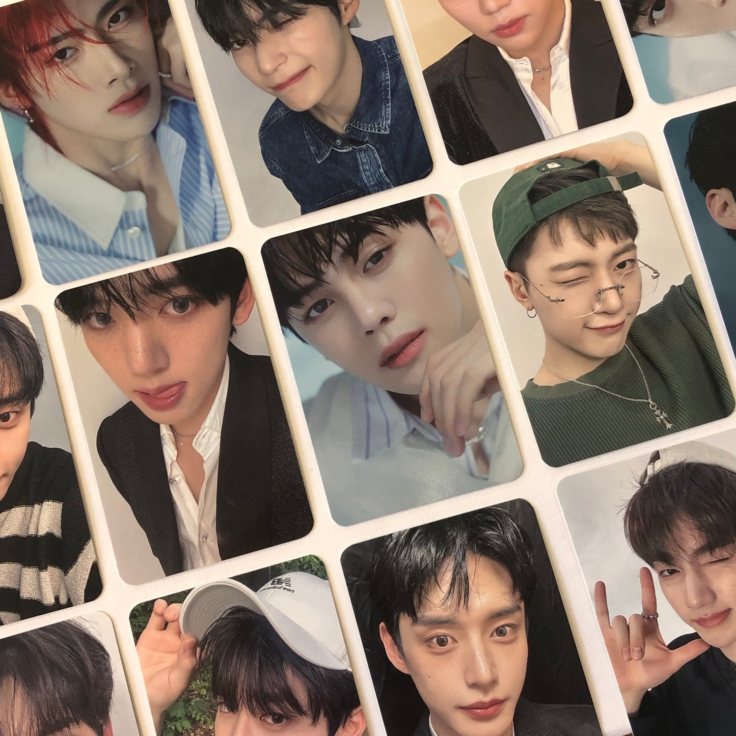 ZEROBASEONE - YOU HAD ME AT HELLO Jump Up Photocard