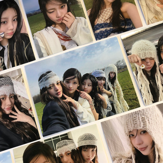 ILLIT - BOMB Stickers