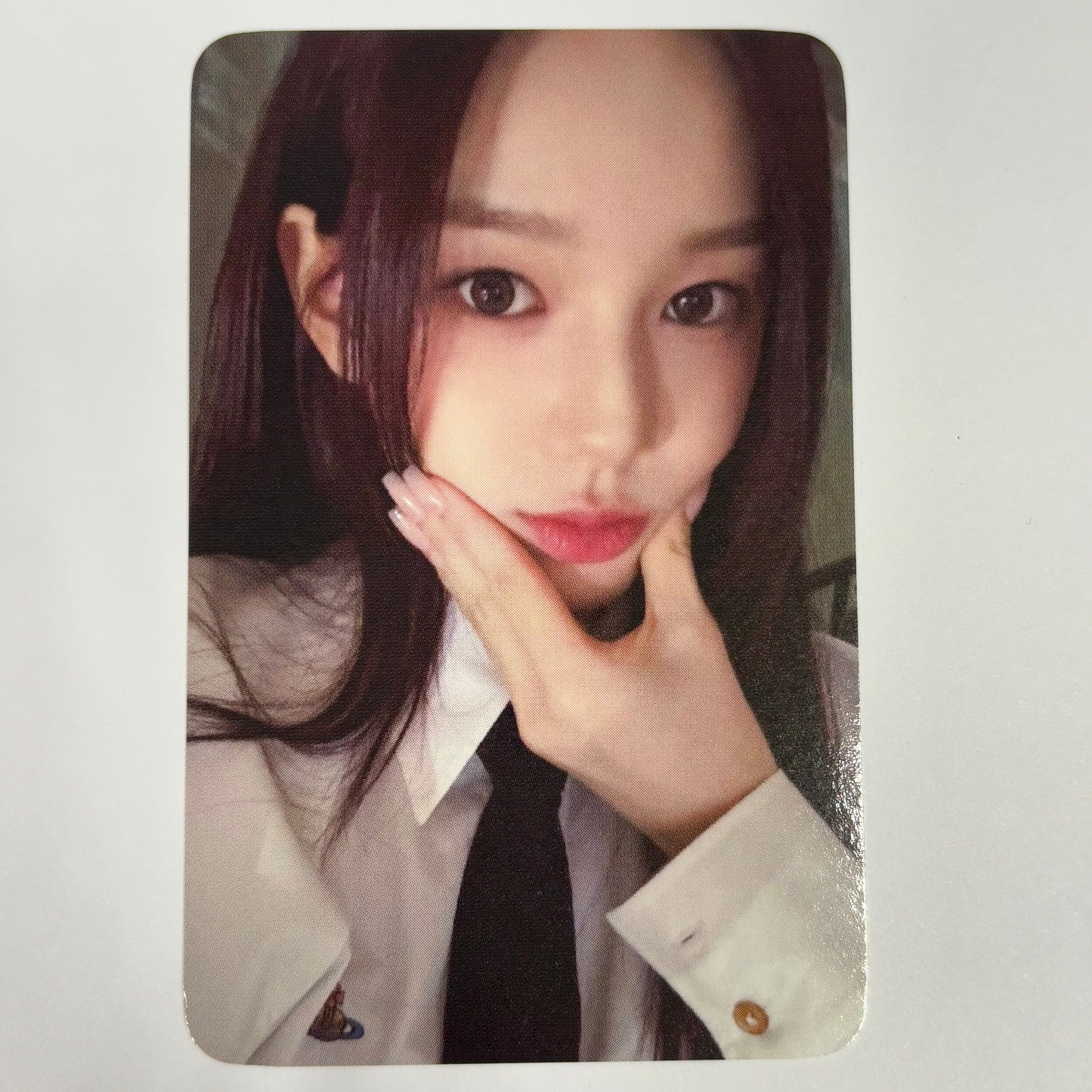 IZNA- N/a Withmuu Pre-order Benefit Photocard