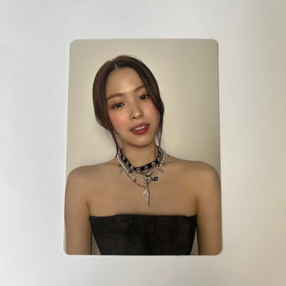 ITZY- Official Pre-order/Lucky Draw Photocards