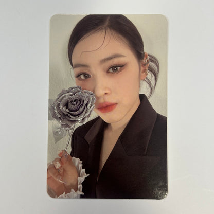 ITZY- Official Album/MD Photocards (Ryujin)