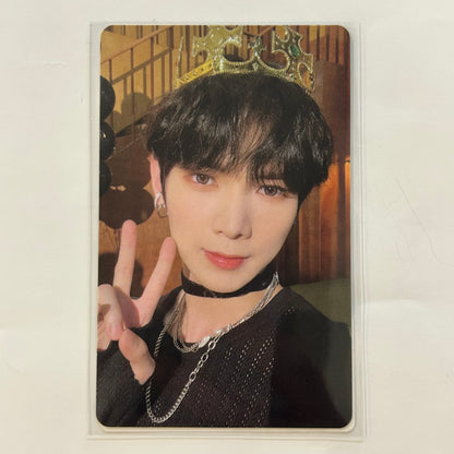 ATEEZ - 2023 SEASON'S GREETINGS Photocard