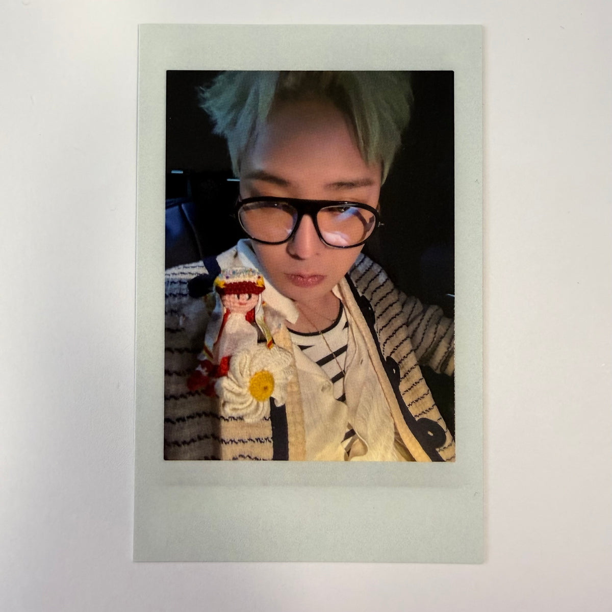 G-Dragon - Official Photocards