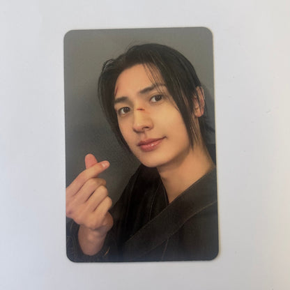 XDINARY HEROES - DEAD AND Apple Music Photocards