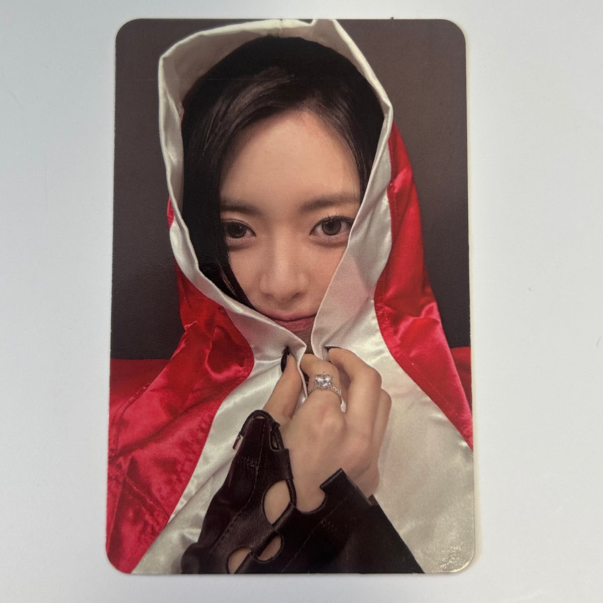 ITZY- Official Album/MD Photocards (Yuna)