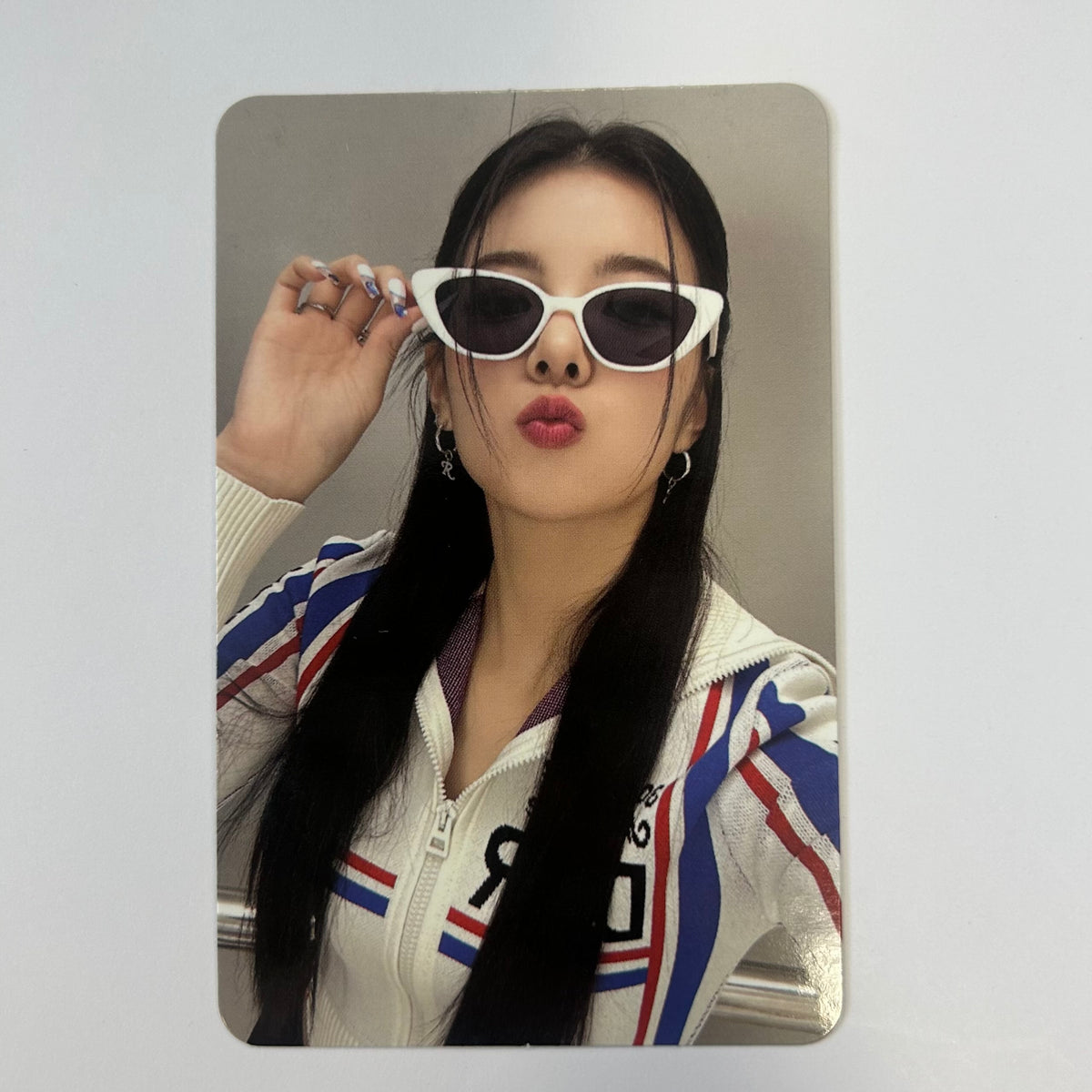 ITZY- Official Album/MD Photocards (Lia)