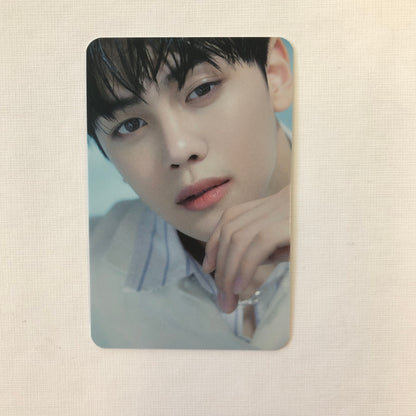 ZEROBASEONE - YOU HAD ME AT HELLO Jump Up Photocard