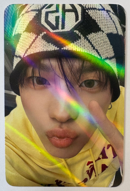 TWS - 'play hard' Makestar Holographic Photocards