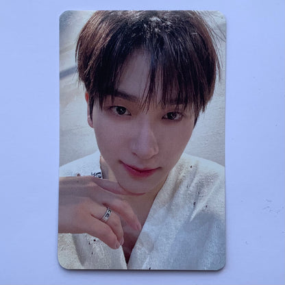 THE BOYZ - WORLD TOUR ZENERATION II Trading Cards