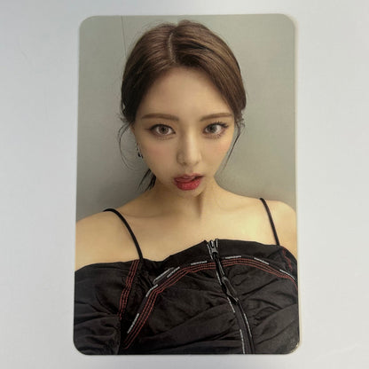 ITZY- Official Album/MD Photocards (Yuna)