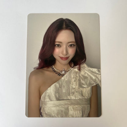 ITZY- Official Pre-order/Lucky Draw Photocards