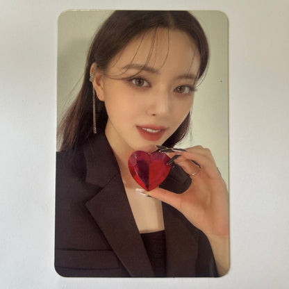 ITZY- Official Album/MD Photocards