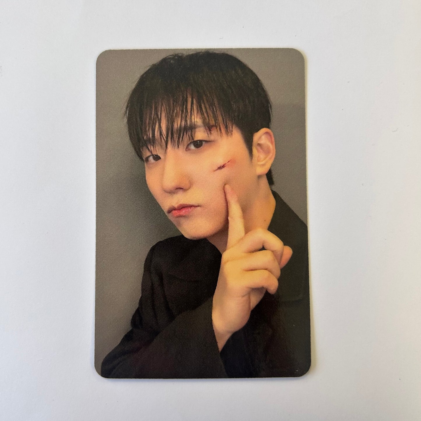 XDINARY HEROES - DEAD AND Apple Music Photocards