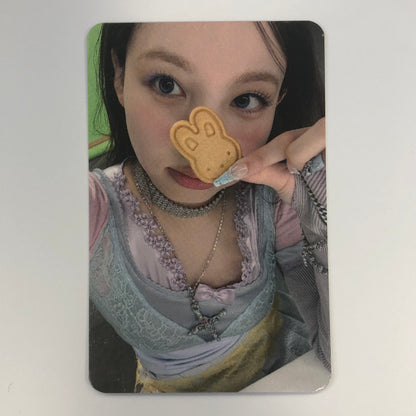 TWICE - This is For Soundwave Photocards