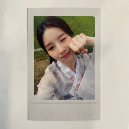 HEEJIN - < K > Apple Music Pre-Order Photocard