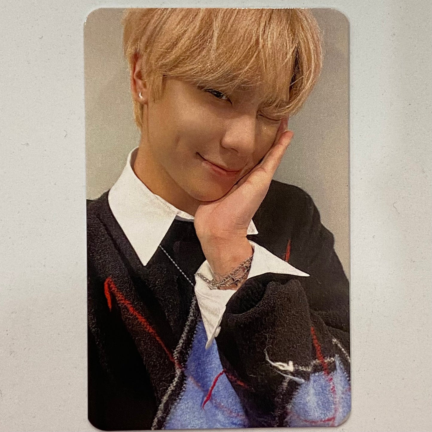 Omega X - Smile Me Event Photocards