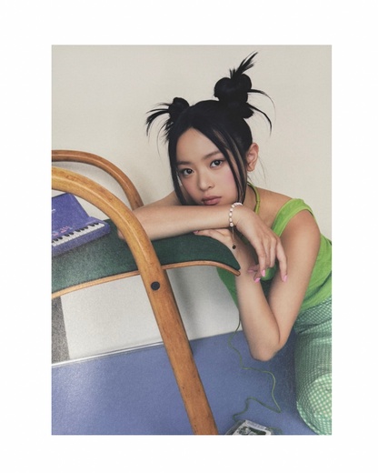 NEW JEANS - WELCOME TO ROOM 772 Mini Poster