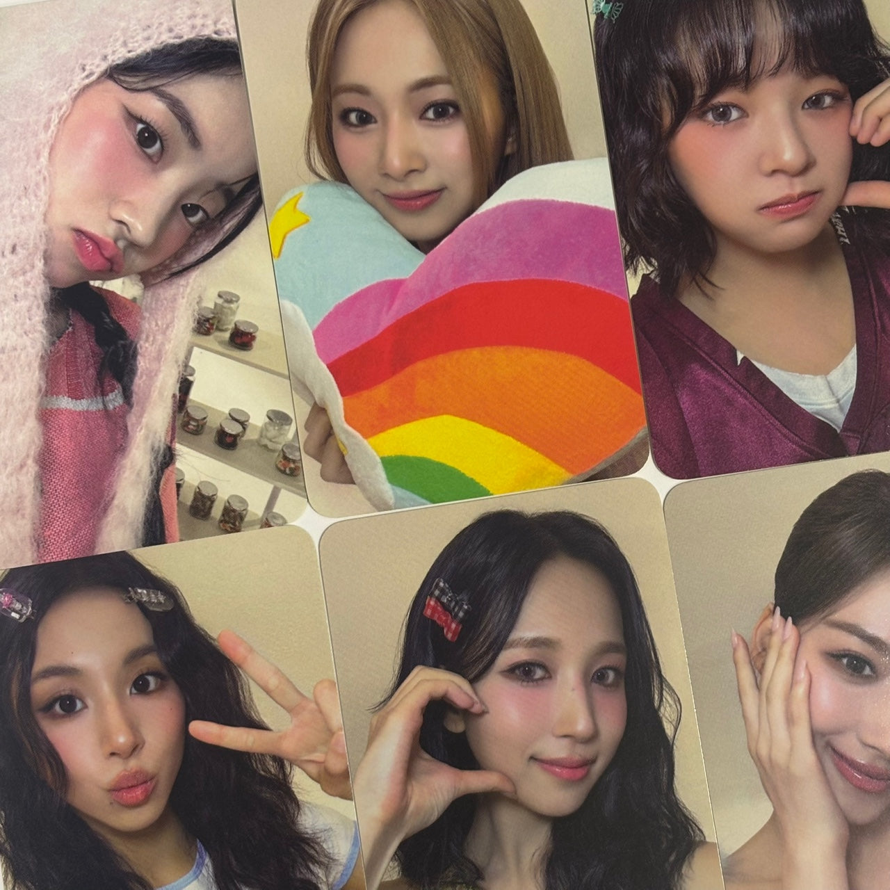 TWICE - Seasons Greetings 2025 JYP SHOP Pre-order Benefit Photocards