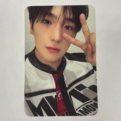 THE BOYZ - Seasons Greetings 2025 Pre-order Benefit Photocards