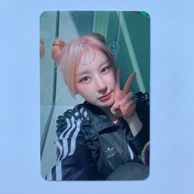 Lee Chaeyeon - Over The Moon Makestar Photocards