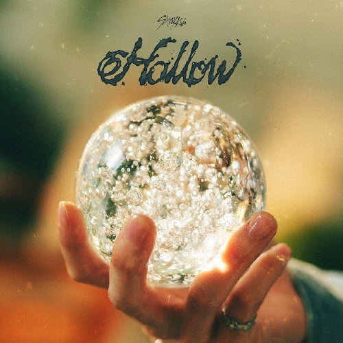 [PRE-ORDER] Stray Kids - HOLLOW [Japanese Album]