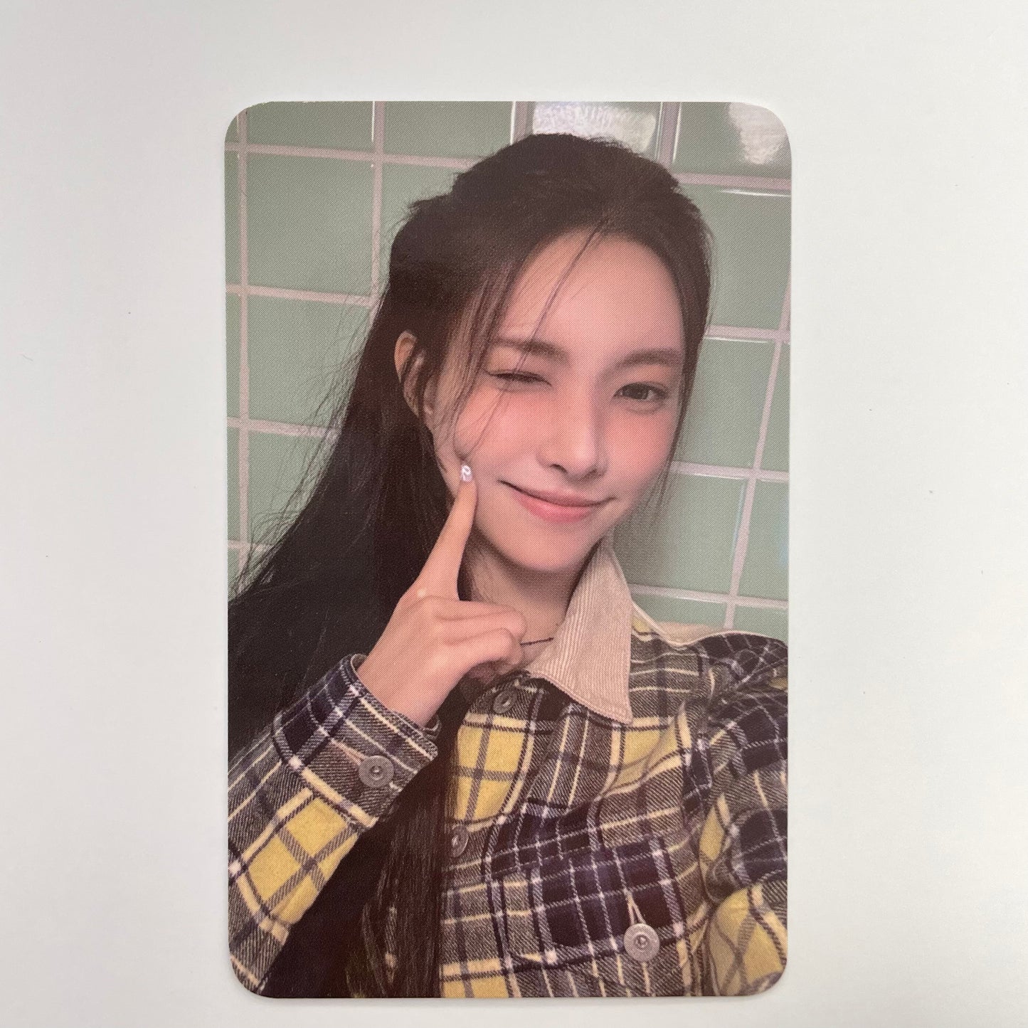 ILLIT - 'Super Real Me' Soundwave Lucky Draw Round 2 Photocards