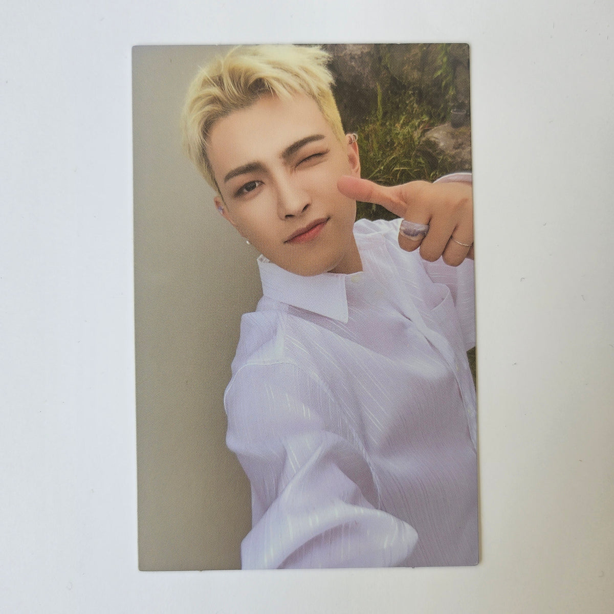 ATEEZ - Official Album Photocards (Hongjoong)