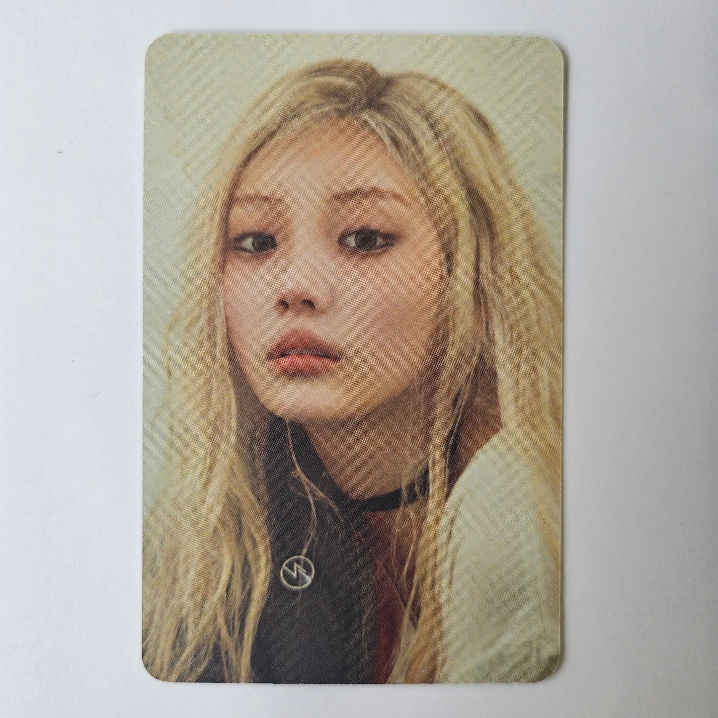 ILLIT - MAMIHLAPINATAPAI Apple Music Photocards
