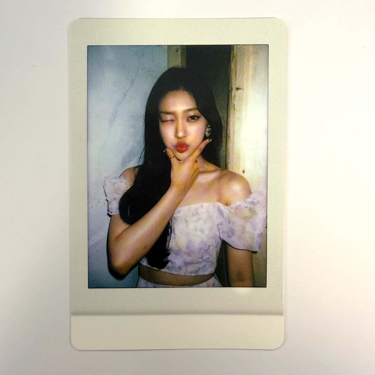 LOONA- Official Pre-order/Lucky Draw photocards