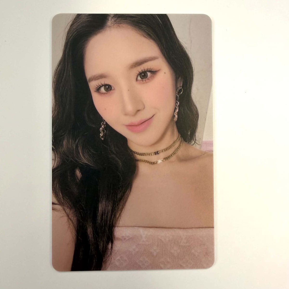 LOONA- Official Pre-order/Lucky Draw photocards