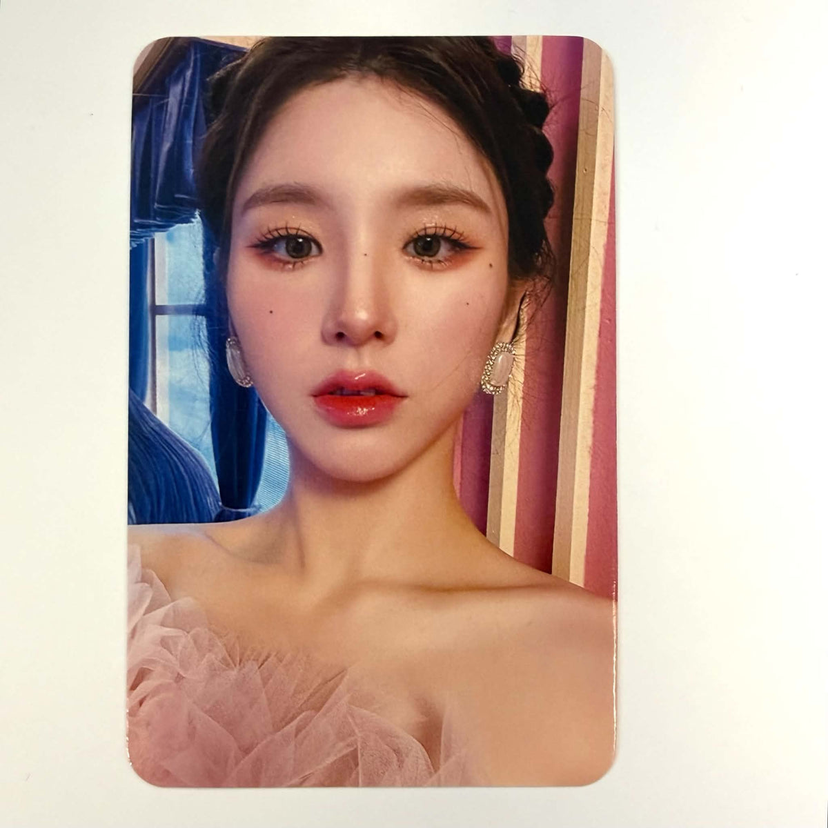 LOONA- Official Pre-order/Lucky Draw photocards