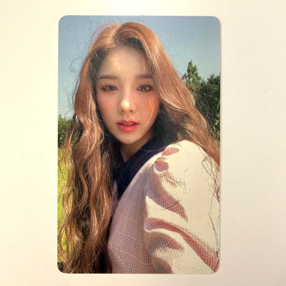 LOONA - Official Album/MD Photocards