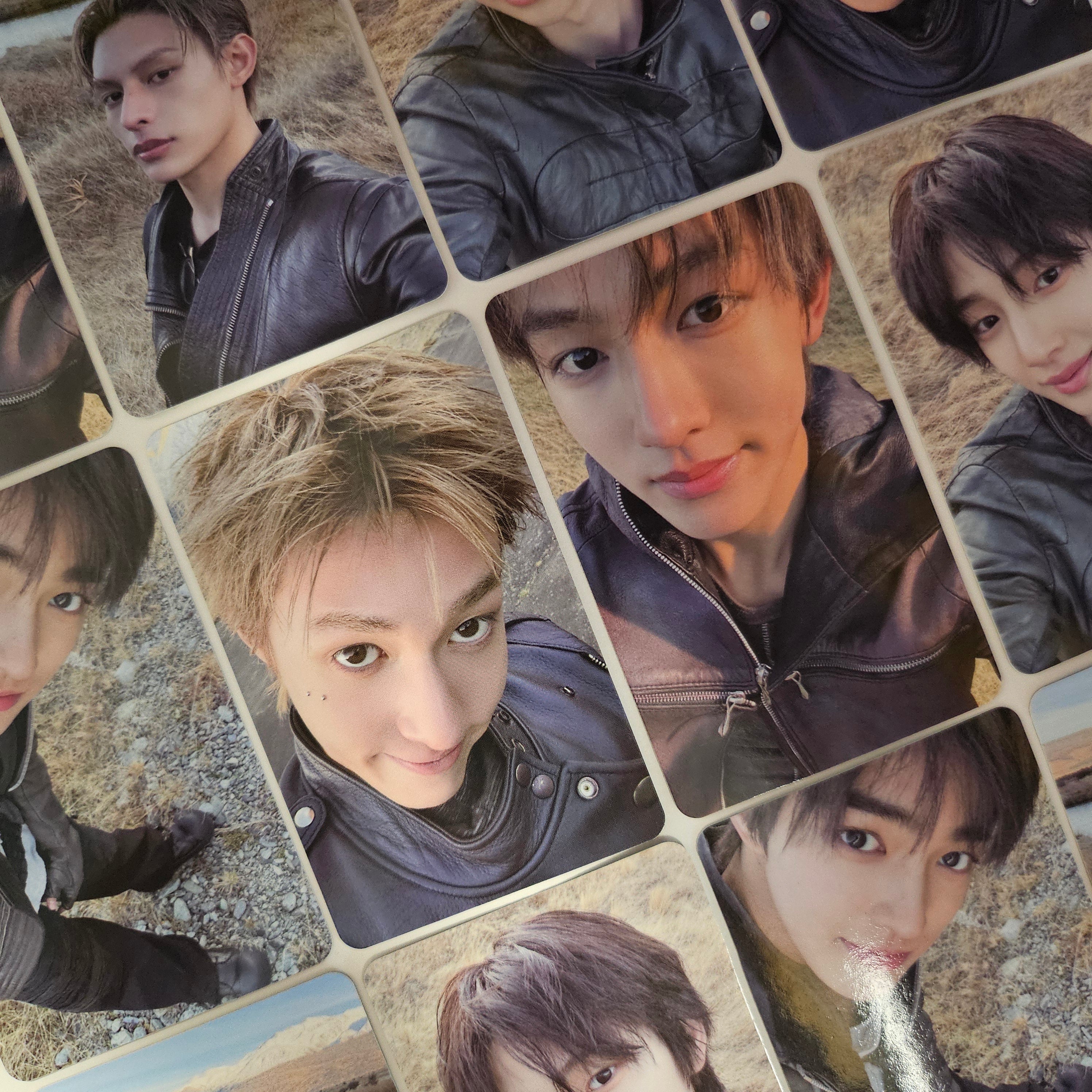 CORTIS - 'COLOR OUTSIDE THE LINES' Soundwave Lucky Draw Photocards