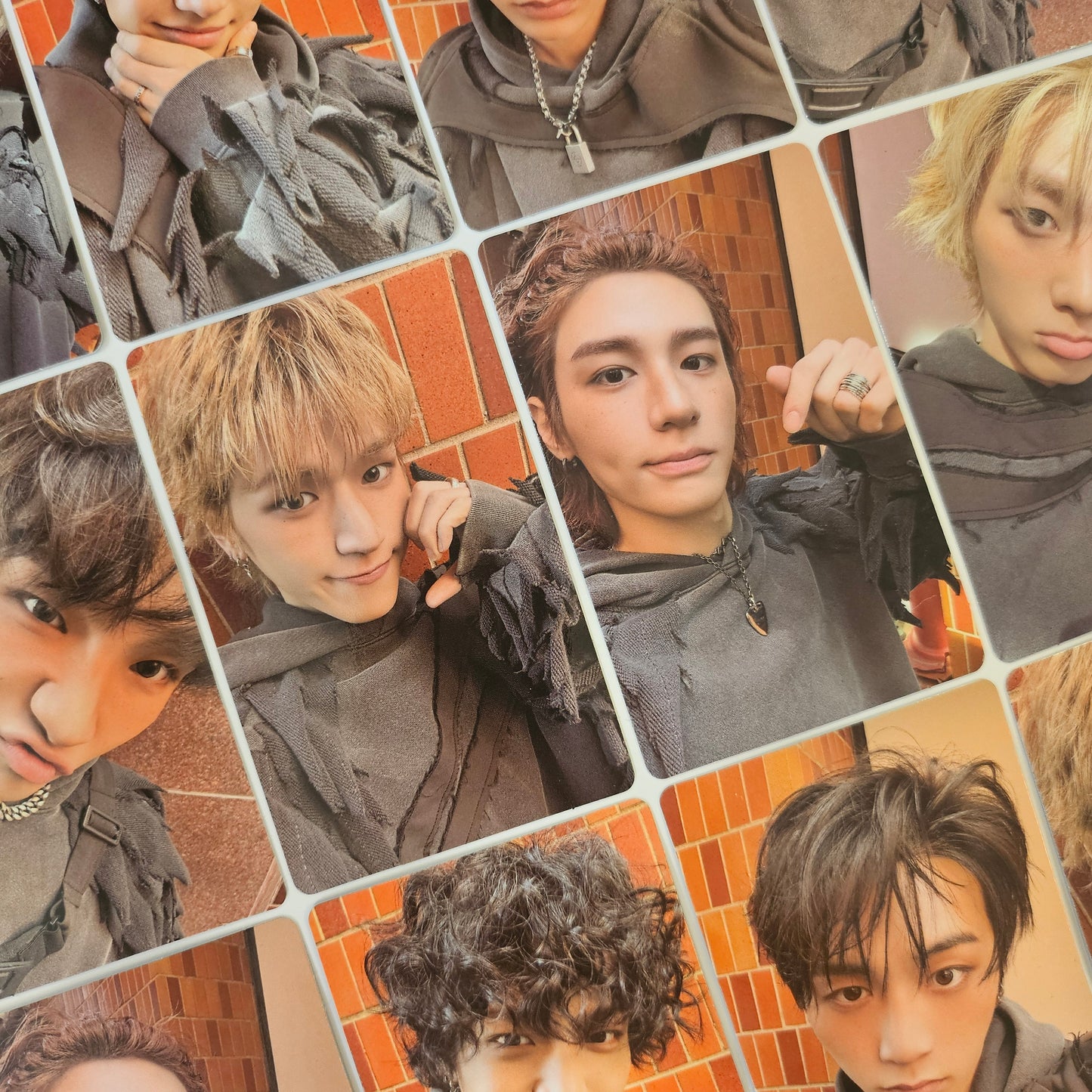 BOYNEXTDOOR - HOME Weverse Photocards