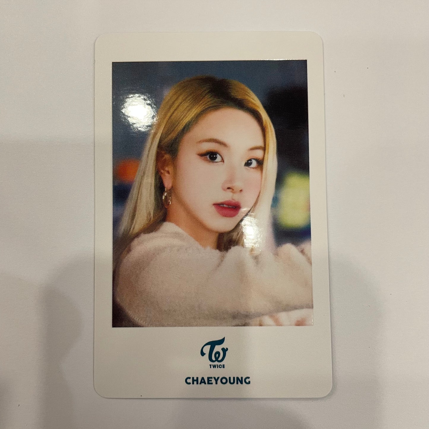 TWICE - Kura Kura Polaroids