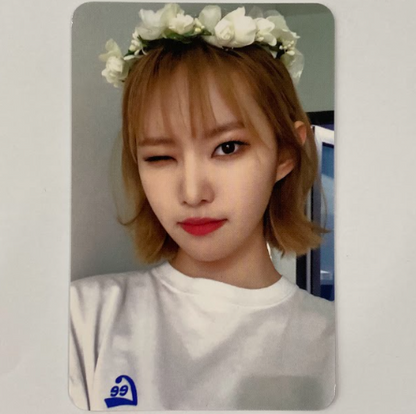 Weeekly - Play Game: Awake Withdrama Lucky Draw Photocards