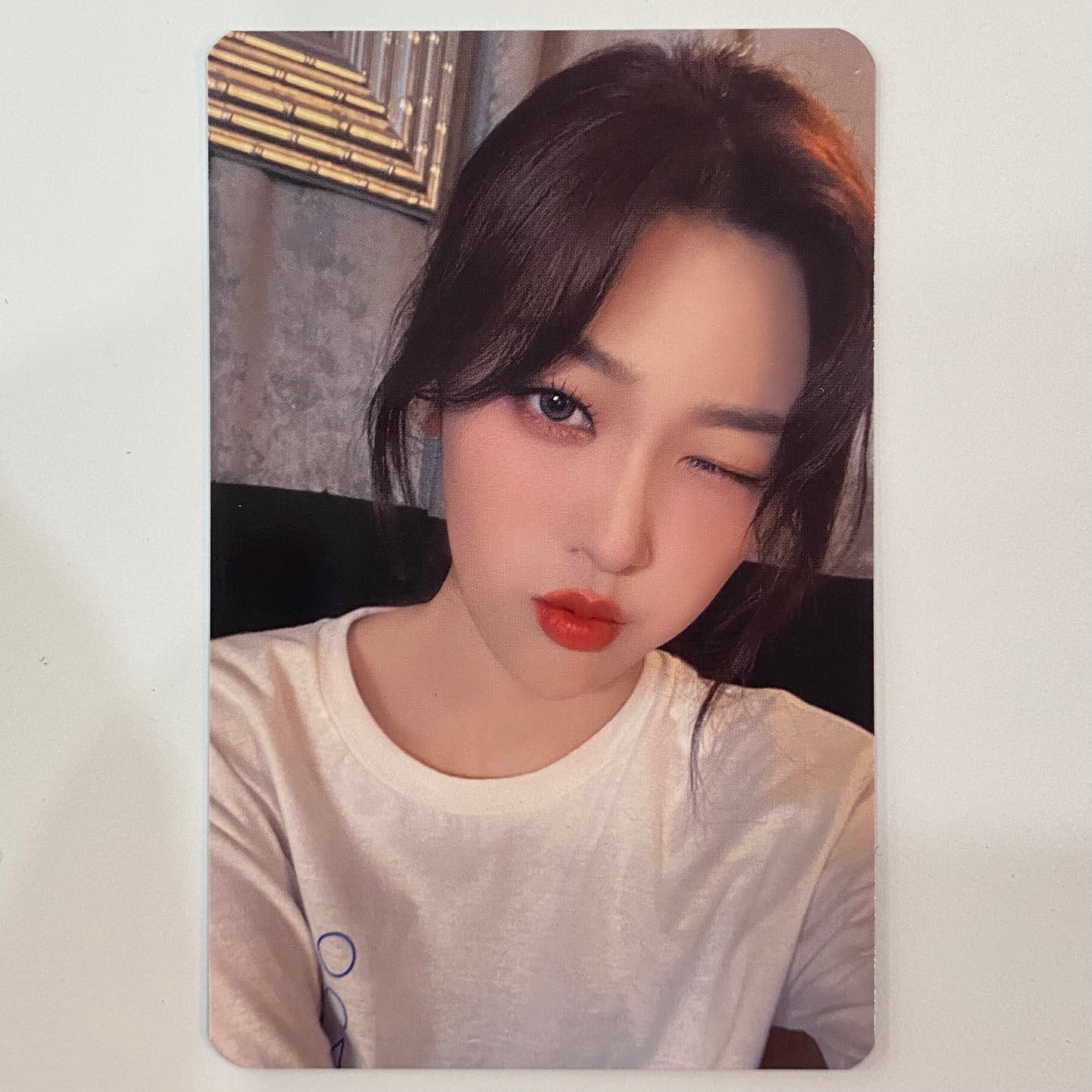 LOONA - World Tour Trading Cards