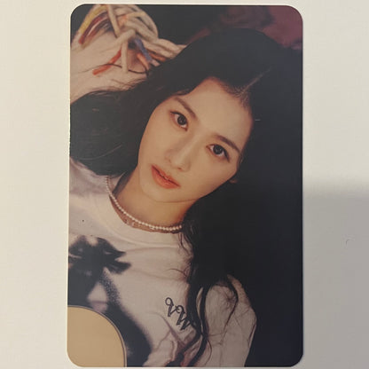 TWICE - Season's Greetings 2023 photocards