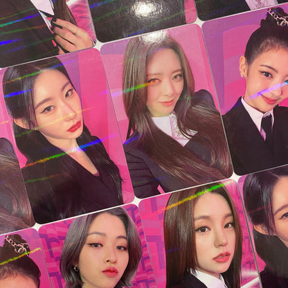 ITZY - Cheshire Soundwave Preorder Photocards